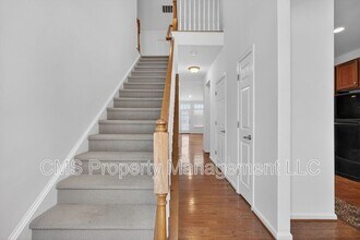 3 Weber Ave in Hillsborough Township, NJ - Foto de edificio - Building Photo