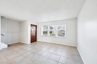 311 Gulfstream Rd in Dania Beach, FL - Building Photo - Building Photo