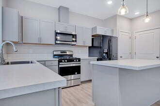5215 Remington Dr in Pasco, WA - Building Photo - Building Photo