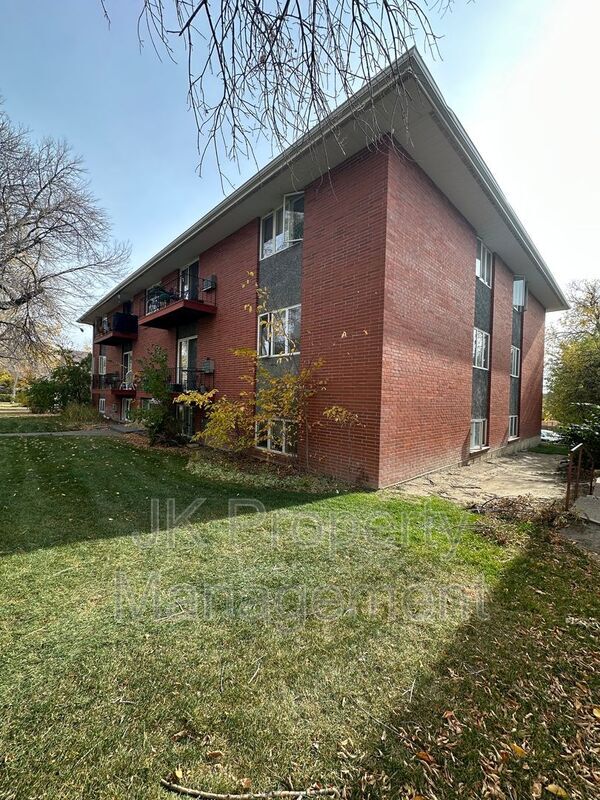property at 1110 2nd Ave S