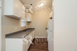 3709 Capps Hill Dr in Charlotte, NC - Building Photo - Building Photo