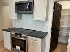 711 Avenue H in Galveston, TX - Building Photo - Building Photo