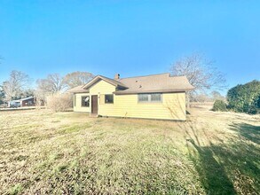 243 Love St in McConnells, SC - Building Photo - Building Photo