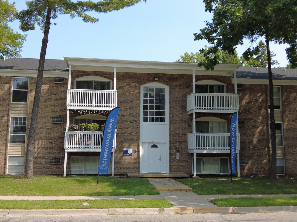 Baltic Flatz in Lansing, MI - Foto de edificio