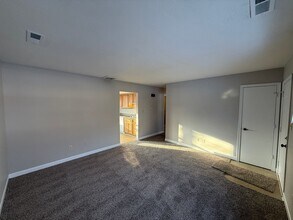 6915 Salge Dr in Fort Wayne, IN - Building Photo - Building Photo