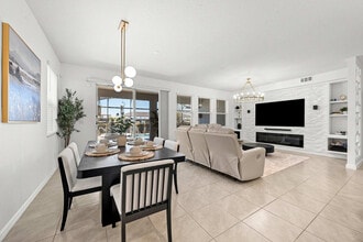 7552 Oakmoss Loop in Davenport, FL - Building Photo - Building Photo