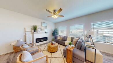 Jackson Heights Townhomes in Wichita, KS - Foto de edificio - Building Photo