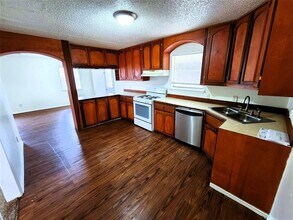 2228 Toulon Ln in Dallas, TX - Building Photo - Building Photo