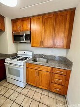1624 Dole St in Honolulu, HI - Building Photo - Building Photo