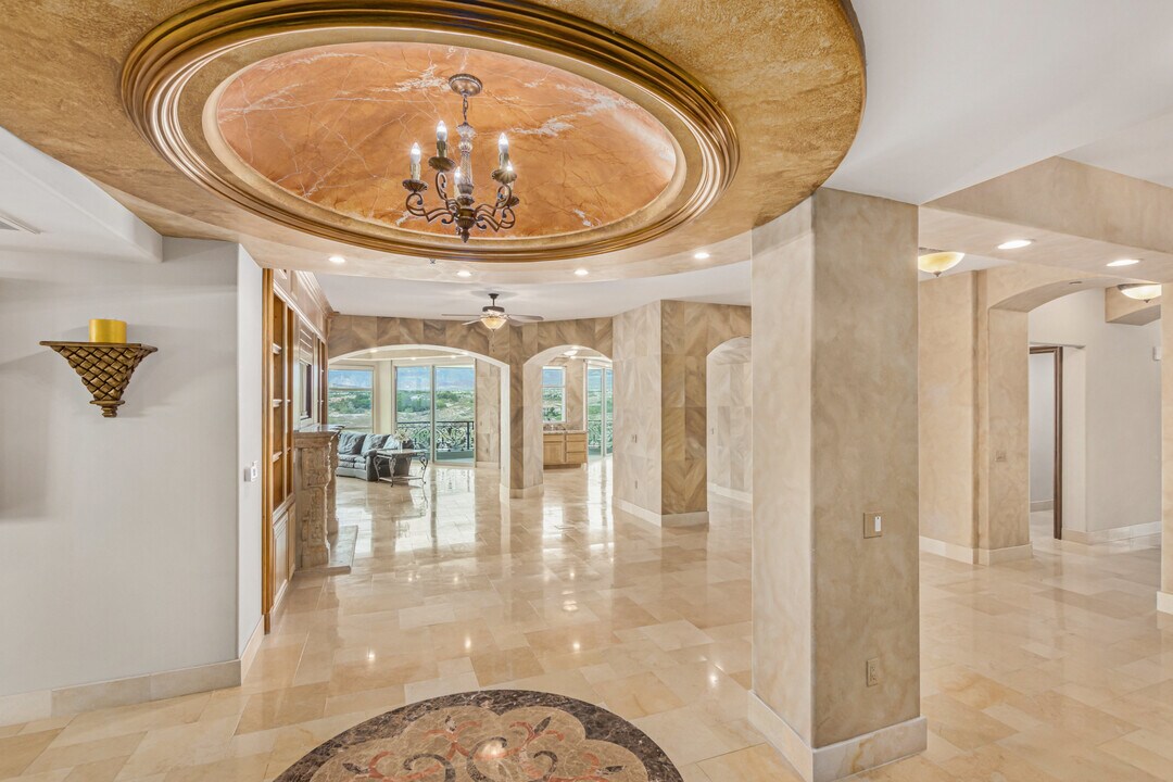 9103 Alta Dr in Las Vegas, NV - Building Photo