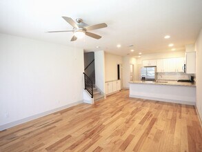 2101 Town Centre Dr in Round Rock, TX - Building Photo - Building Photo