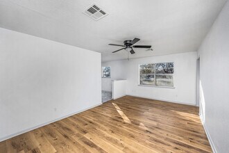 911 SW 35th St in Lawton, OK - Building Photo - Building Photo