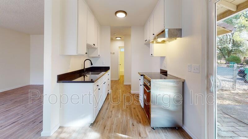 1824 Parallel St in Shasta Lake, CA - Building Photo