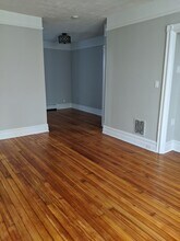 524 2nd Ave, Unit Apartment 1 in Bethlehem, PA - Building Photo - Building Photo