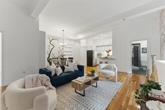 69 Harvey St in Cambridge, MA - Building Photo - Building Photo