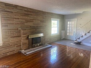 14200 Becket Rd in Shaker Heights, OH - Building Photo - Building Photo