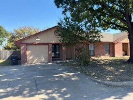 4504 Spinnaker Ct in Fort Worth, TX - Building Photo