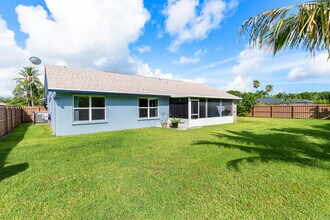 1100 Basswood Pl in Wellington, FL - Building Photo - Building Photo