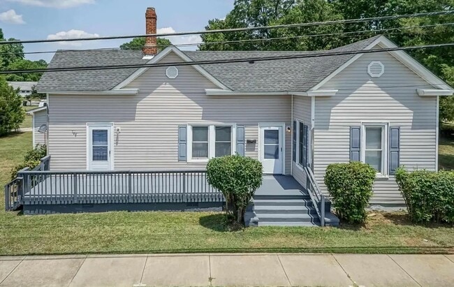 property at 108-108 W Garner Rd