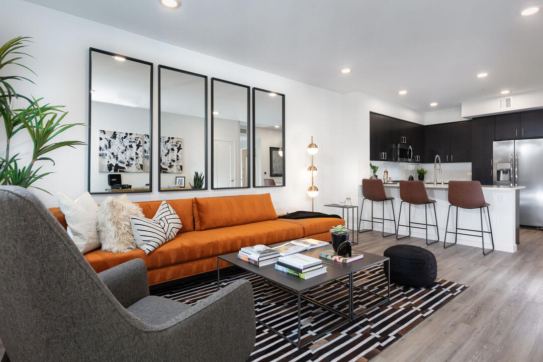 200 Infinity Wy in Mountain View, CA - Building Photo