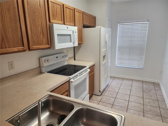 2895 Greenwood Springs Loop in Lake Mary, FL - Building Photo - Building Photo