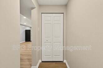 1033 5th St NE in Washington, DC - Building Photo - Building Photo