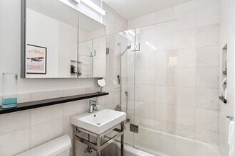 16 Ware St, Unit 24 in Cambridge, MA - Building Photo - Building Photo