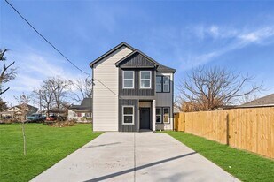 8221 Flaxman St in Houston, TX - Building Photo