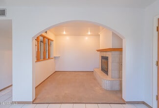 201 Foster Dr in El Paso, TX - Building Photo - Building Photo