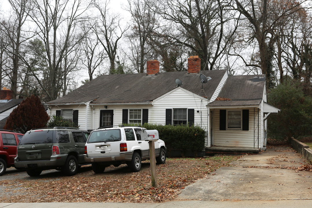 72-74 Hedges St SE in Marietta, GA - Building Photo