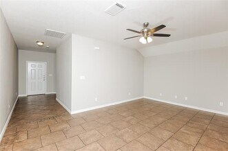 3405 Michelle Ridge Dr in Fort Worth, TX - Building Photo - Building Photo