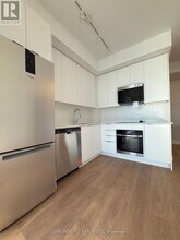 10 Abeja St in Vaughan, ON - Building Photo - Building Photo