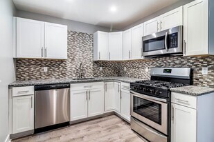 1618 Dagmar Ave in Pittsburgh, PA - Building Photo