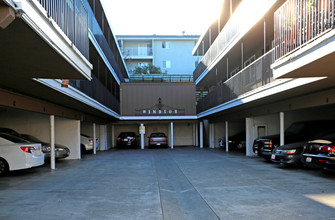 Windsor Apartments in Hayward, CA - Foto de edificio - Building Photo