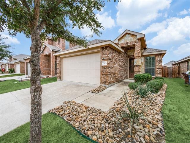 property at 1312 Silver Maple Ln