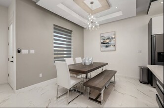 4909 Sequoia Ave in McAllen, TX - Foto de edificio - Building Photo