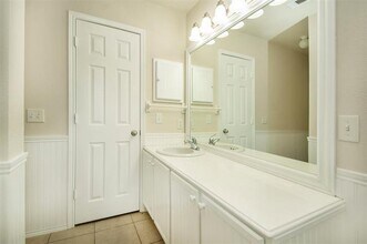 4512 Blue Jay Ln in Sherman, TX - Building Photo - Building Photo
