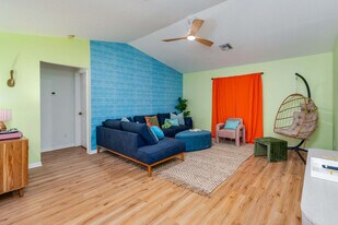 1136 9th Square, Unit SI ID1467671P in Vero Beach, FL - Building Photo