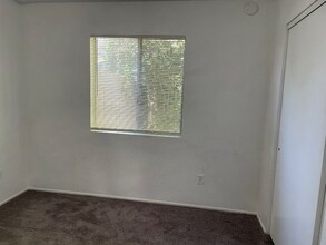 1383 Hobart Dr in Marysville, CA - Building Photo - Building Photo