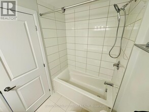 1501 Creekway Private in Ottawa, ON - Building Photo - Building Photo