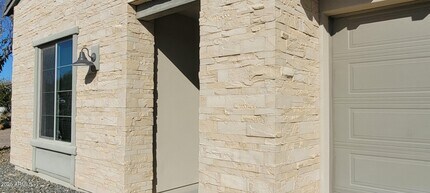 3745 Ridgeview Ter in Wickenburg, AZ - Foto de edificio - Building Photo