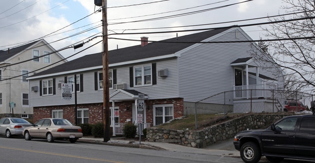 1260 Main St in Concord, MA - Foto de edificio - Building Photo