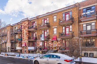 1880-1900 Saint-Joseph Boul E in Montréal, QC - Building Photo - Building Photo