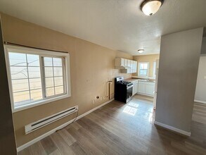 400 Bissell Ave in Richmond, CA - Building Photo - Building Photo