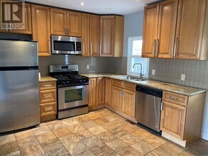 396 MacNab St N in Hamilton, ON - Building Photo - Building Photo