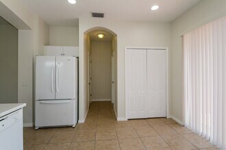 11126 Battery Park Pl in Bradenton, FL - Building Photo - Building Photo