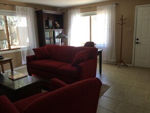 2308 Cedros Cir in Santa Fe, NM - Building Photo - Building Photo
