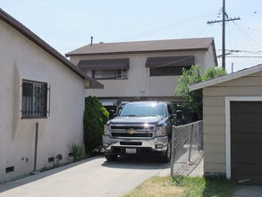 6628 Jaboneria Rd in Bell Gardens, CA - Foto de edificio - Building Photo