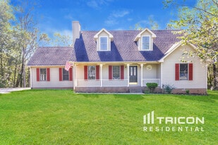 1918 Cross Creek Dr in Murfreesboro, TN - Building Photo