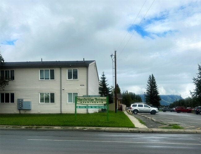 424 E Dogwood Ave in Palmer, AK - Building Photo - Building Photo